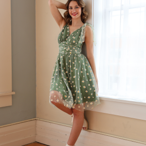 Green 1950s Daisy Mesh Swing Dress